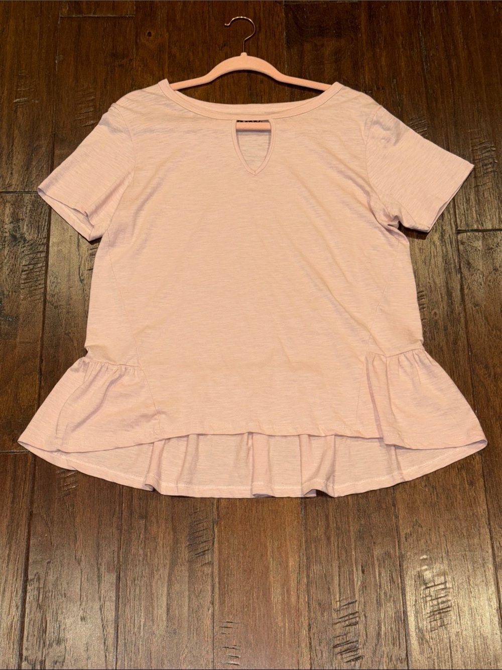 Size Large Women’s Short Sleeve Peplum Top - Light Pink